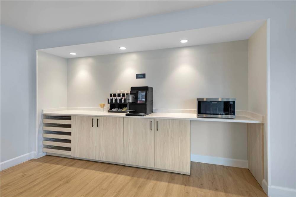Mainstay Suites Chesapeake 7