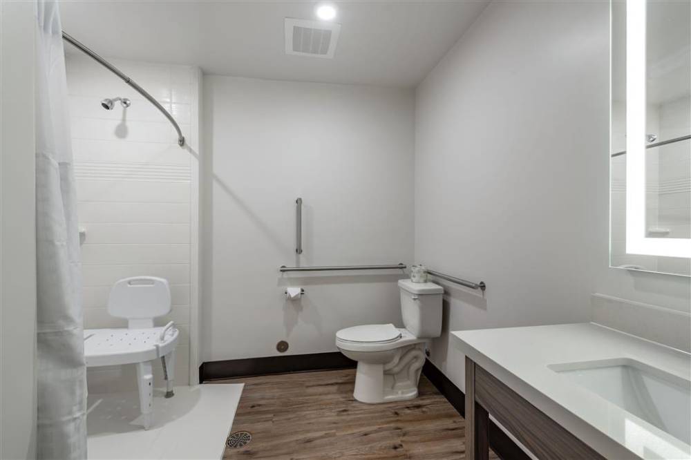 Mainstay Suites Colorado Springs East 9
