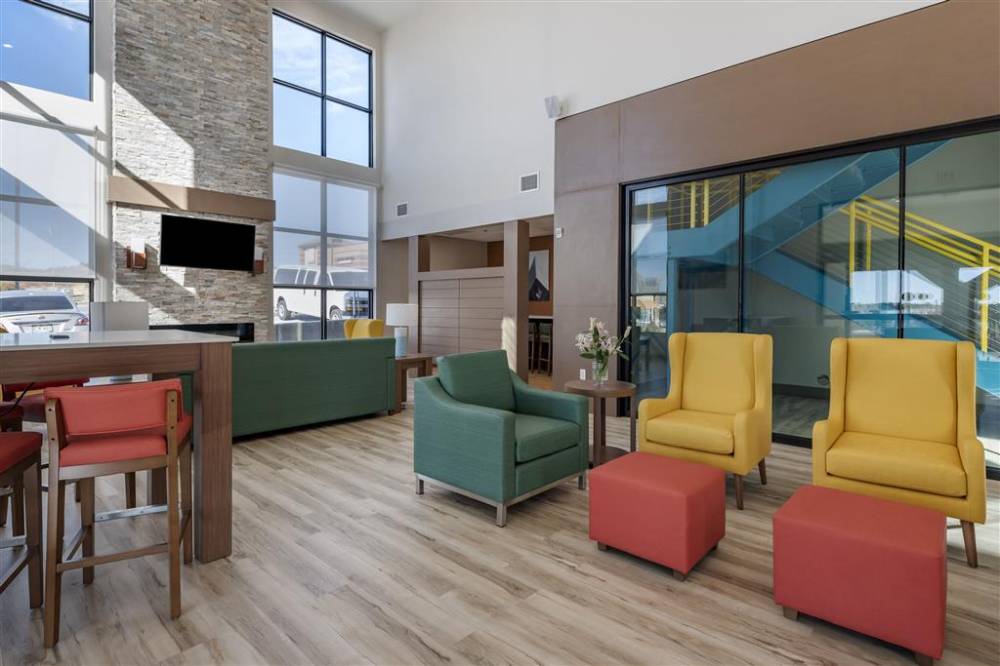 Mainstay Suites Colorado Springs East 4