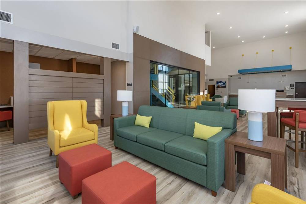 Mainstay Suites Colorado Springs East 5