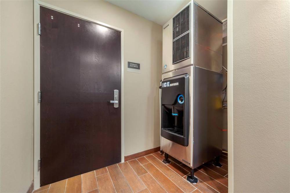Mainstay Suites Lincoln University Area 5