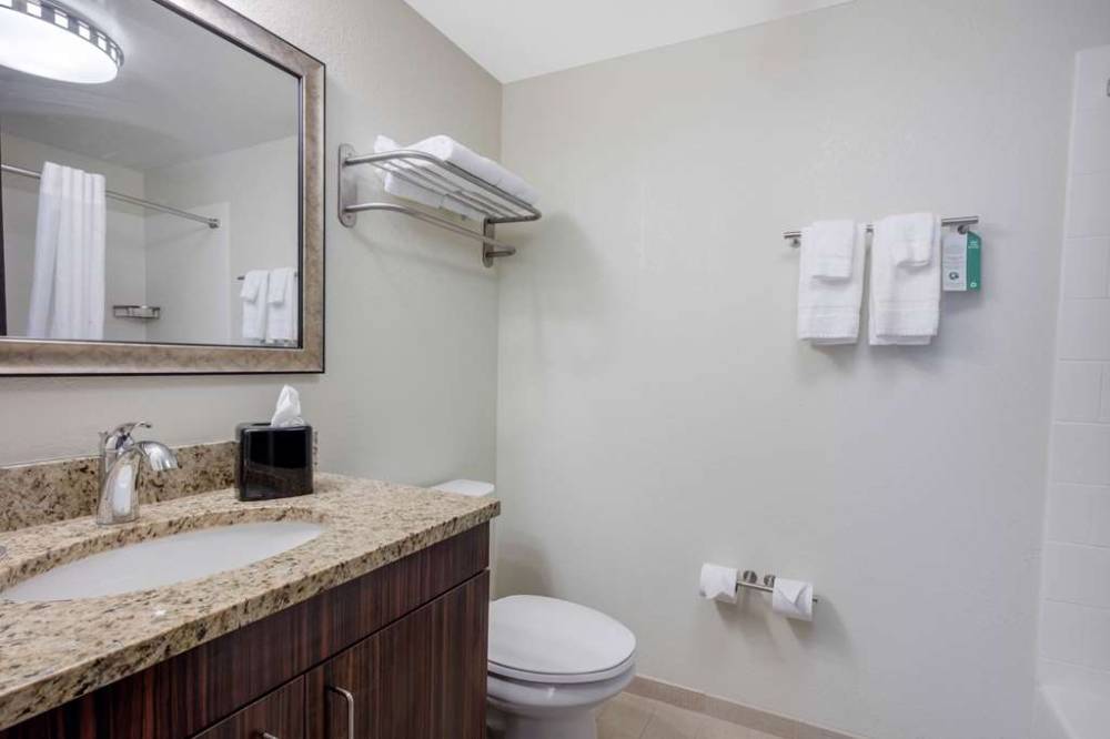 Mainstay Suites St Louis Airport 10