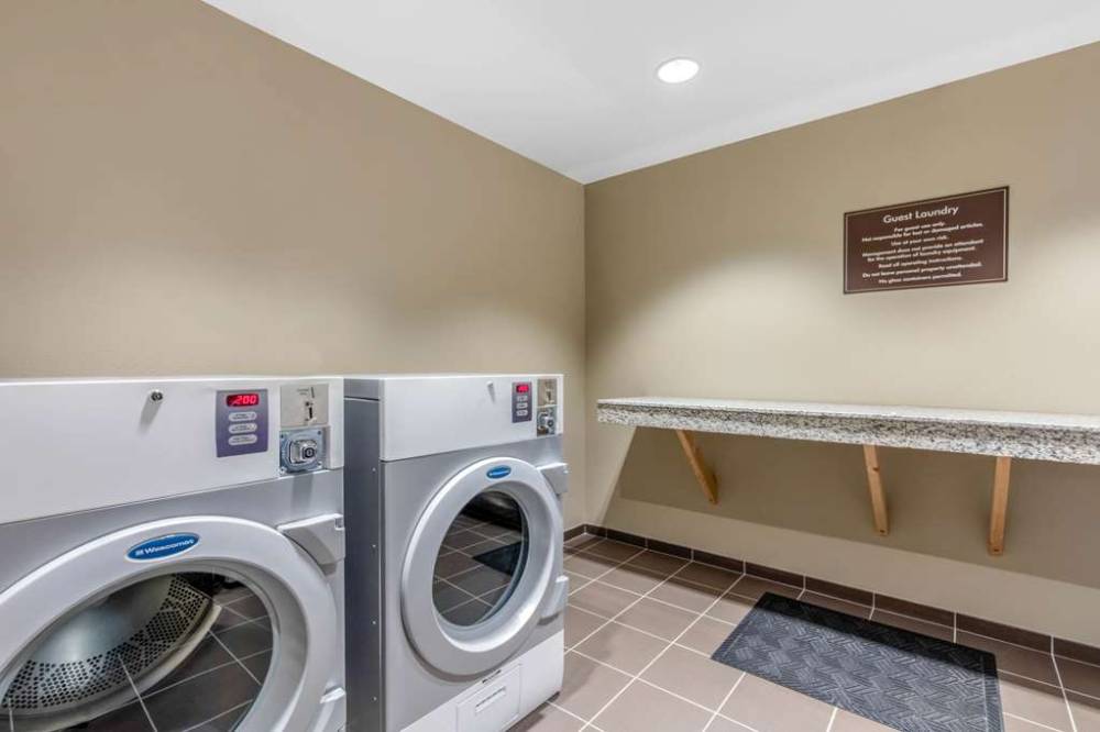 Mainstay Suites St Louis Airport 5