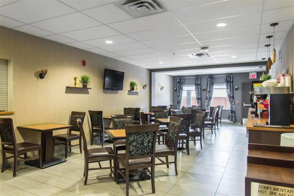 Mainstay Suites Winnipeg 8