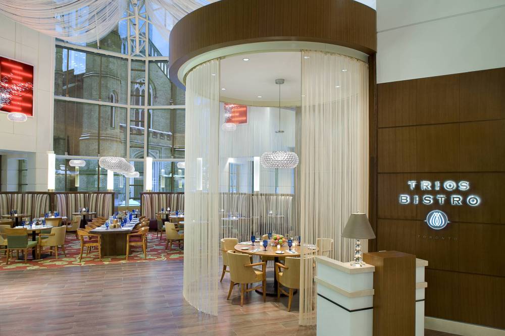 Marriott Downtown At Cf Toronto Eaton Centre 8