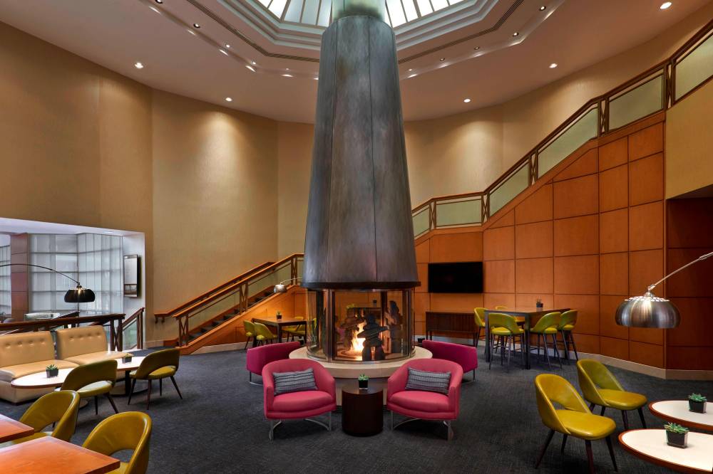Marriott Downtown At Cf Toronto Eaton Centre 6