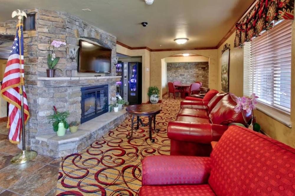 Mcm Elegante Suites 4