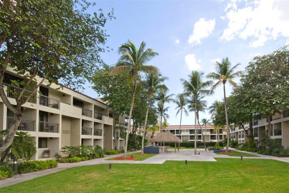 Miami Lakes Hotel 4