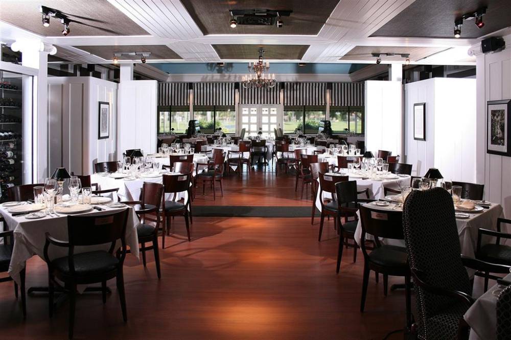 Miami Lakes Hotel 8
