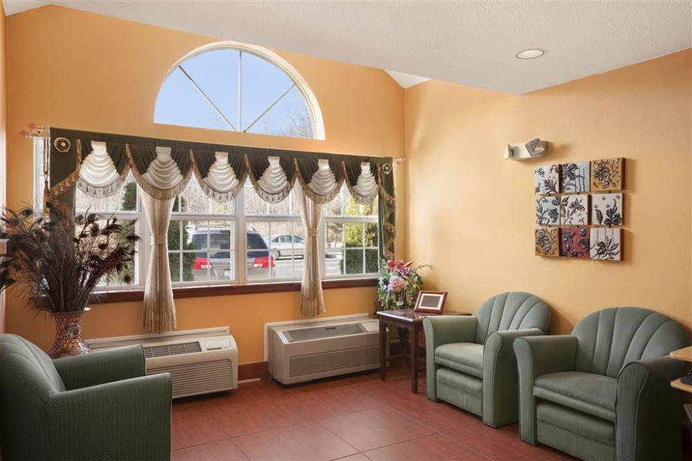 Microtel Inn By Wyndham Albany Airport 3