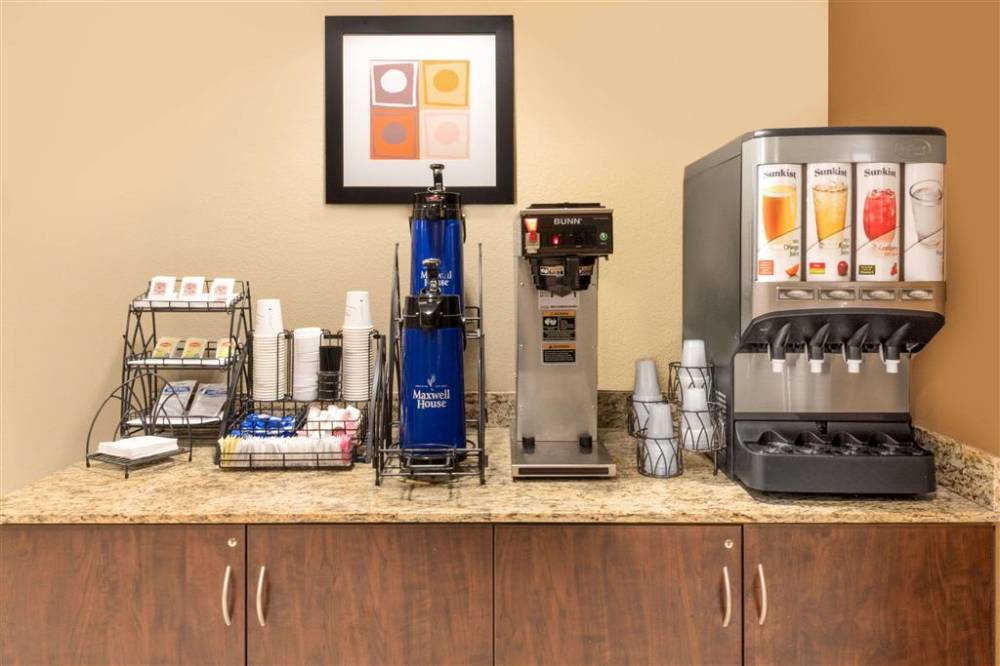 Microtel Inn & Suites By Wyndham Midland 3