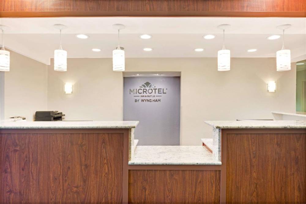 Microtel Inn & Suites By Wyndham Urbandale/des Moines 4