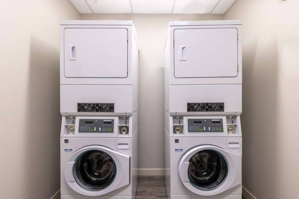 Microtel Inn & Suites Montreal Airport-dorval Qc 8
