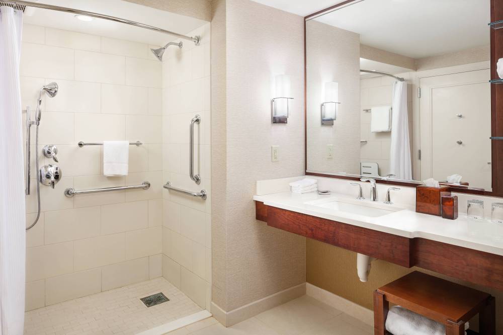 Milwaukee Marriott Downtown 2