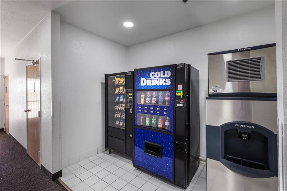 Motel 6 Bedford Tx 4