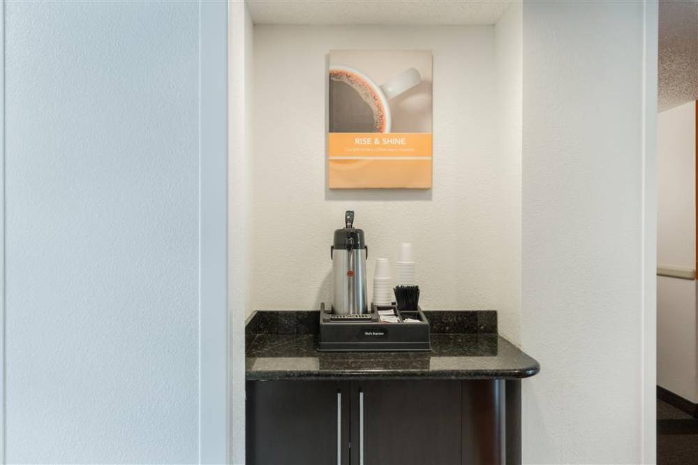 Motel 6 Dallas Fort Worth Airport North 5