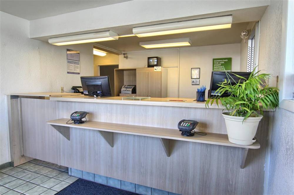 Motel 6 Ft. Wayne 3