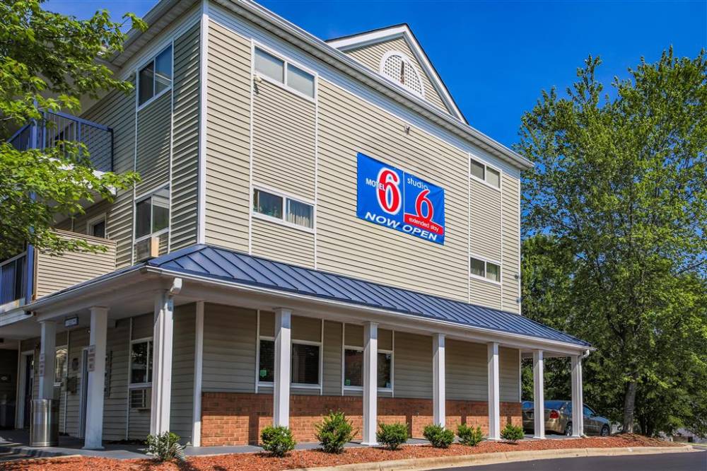 Motel 6 Greensboro Nc  I 40