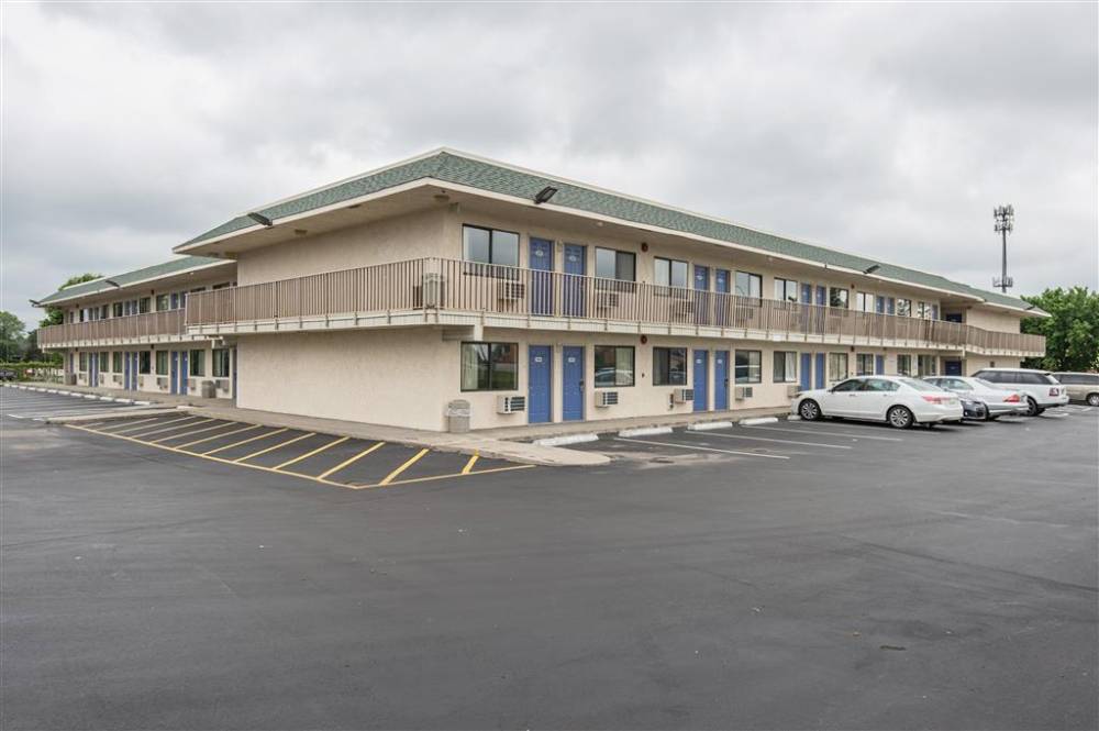 Motel 6 Kansas City