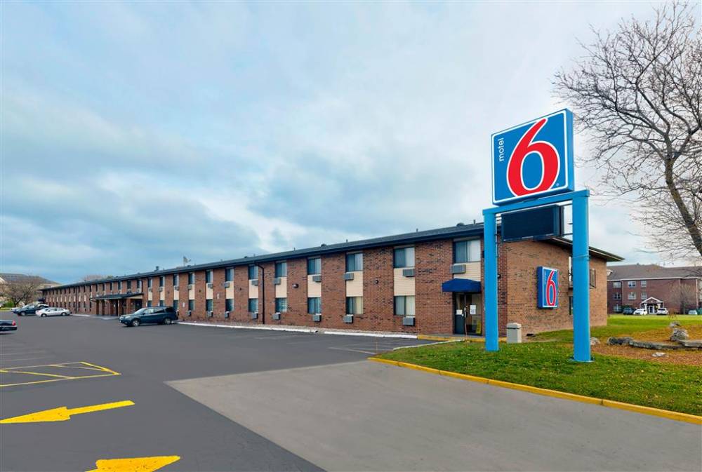 Motel 6 Oak Creek Wi