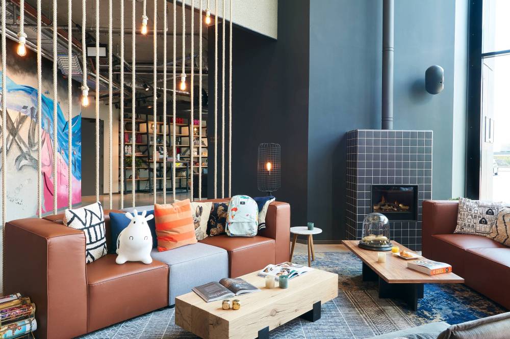 Moxy Amsterdam Schiphol Airport 4