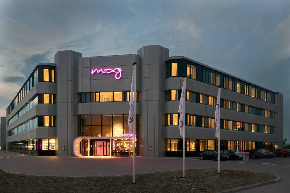 Moxy Amsterdam Schiphol Airport 2