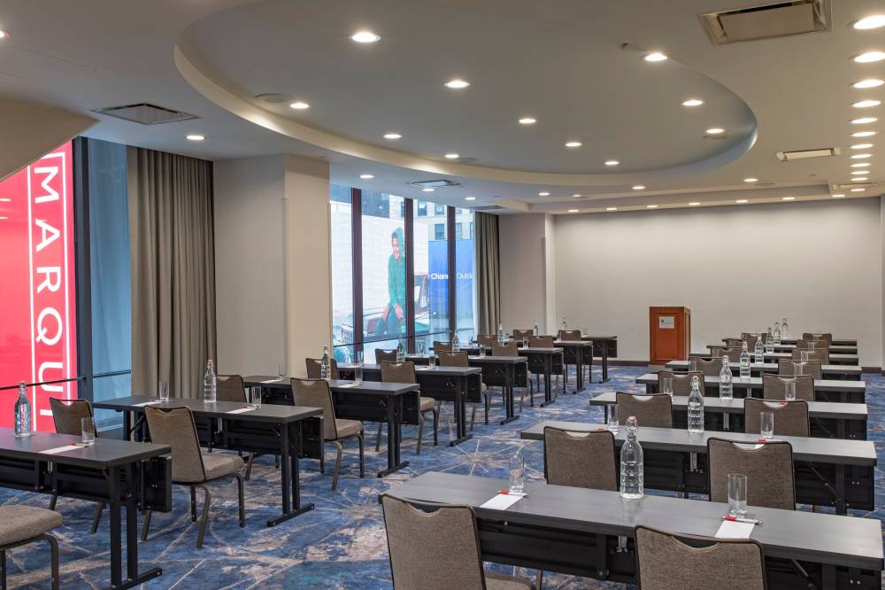 New York Marriott Marquis 9