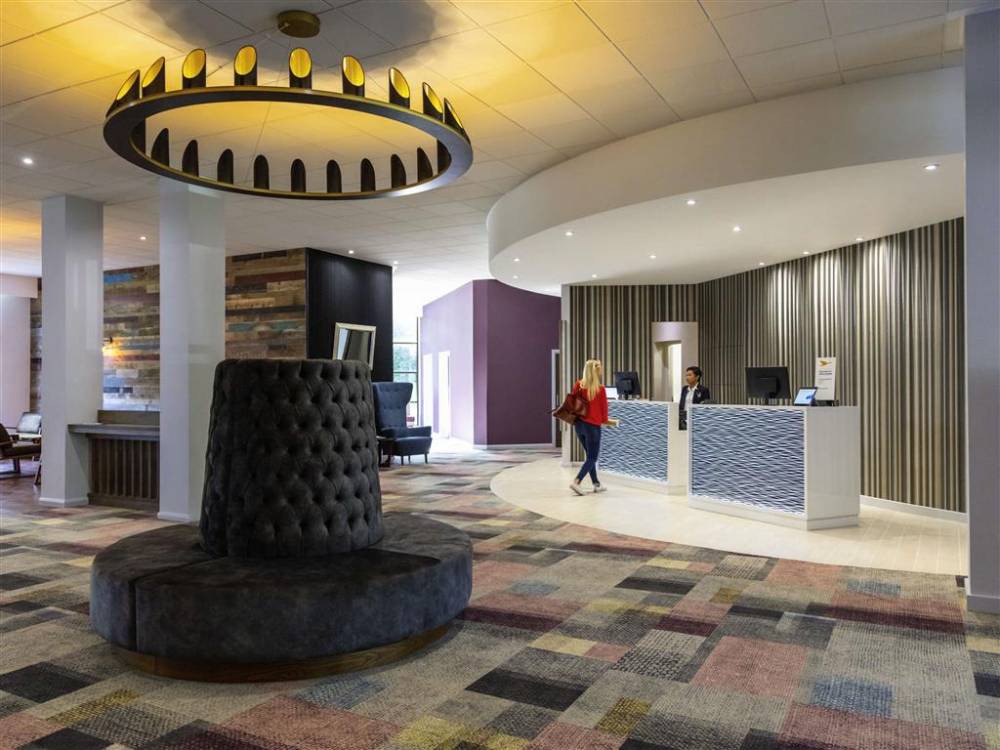 Novotel Newcastle Airport 8