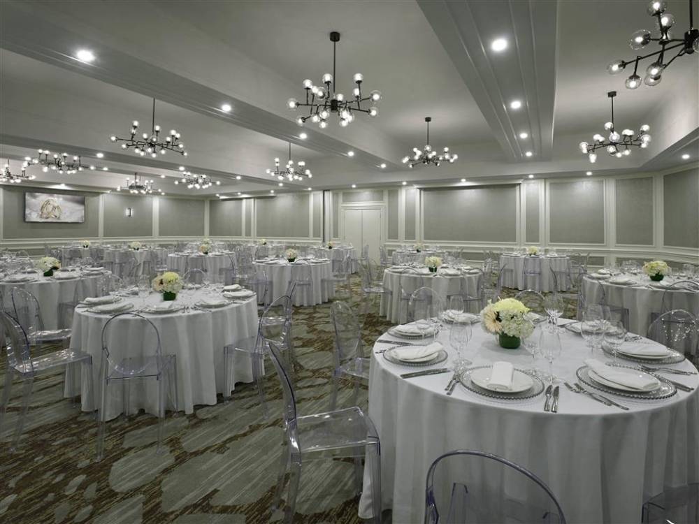 Novotel Toronto Centre 3