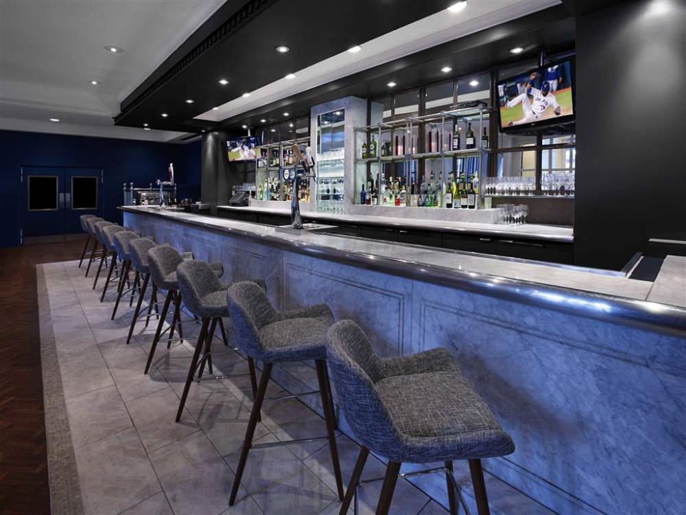 Novotel Toronto Centre 5