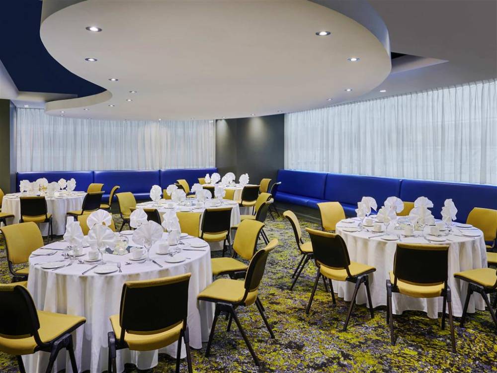 Novotel Toronto North York 3