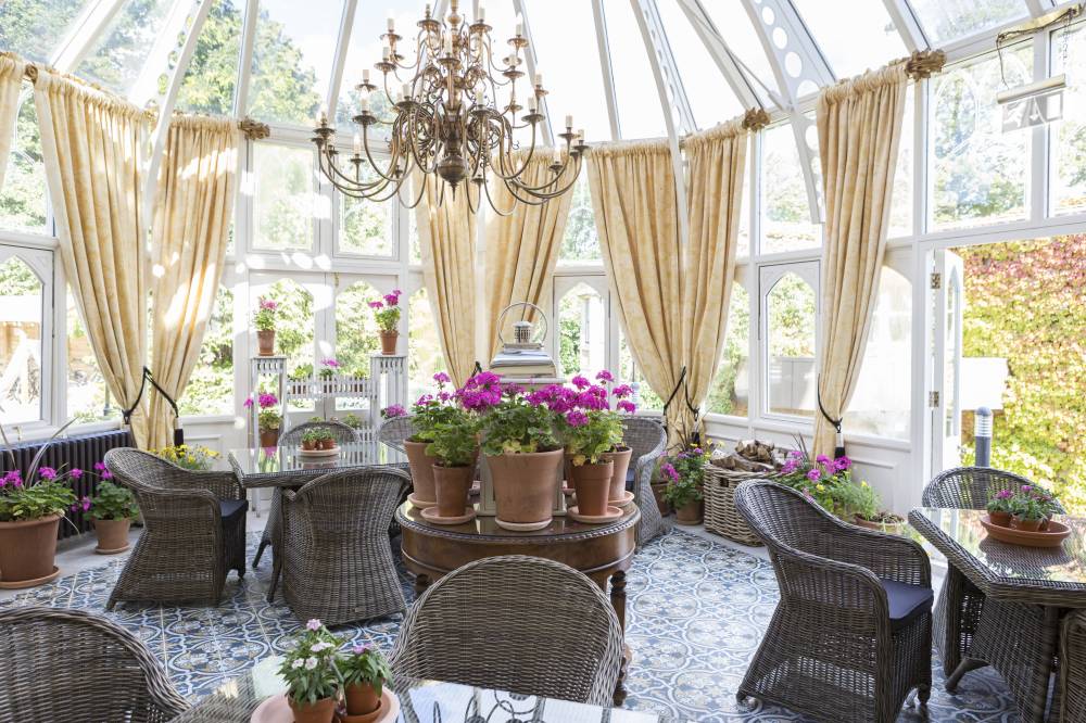 Oakley Court Hotel 10
