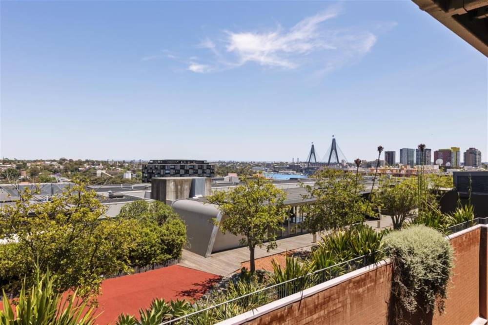 Oaks Sydney Goldsbrough Suites 9