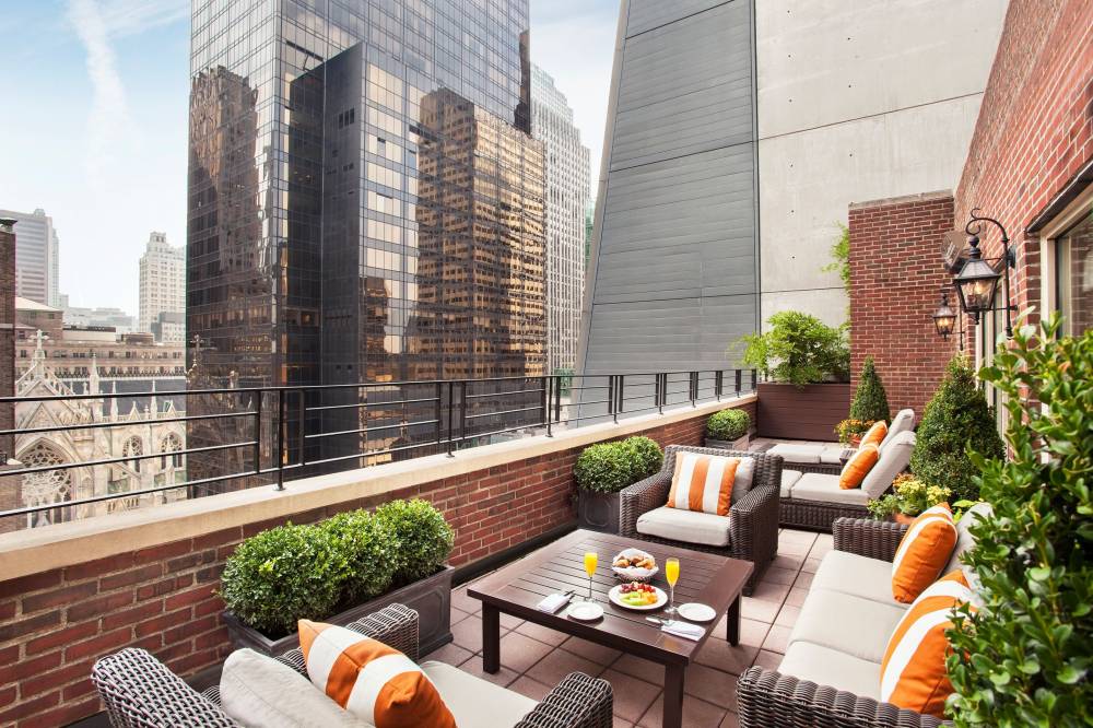 Omni Berkshire Place 6
