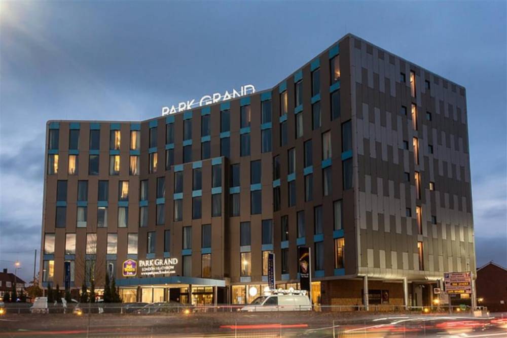 Park Grand Heathrow 2