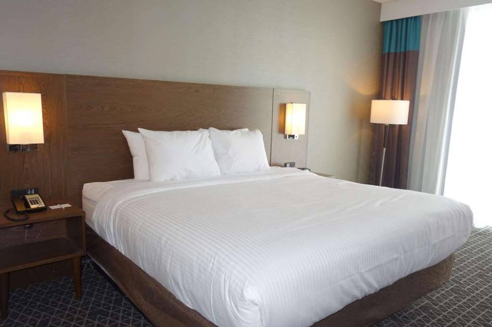 Park Inn By Radisson Brampton On 7