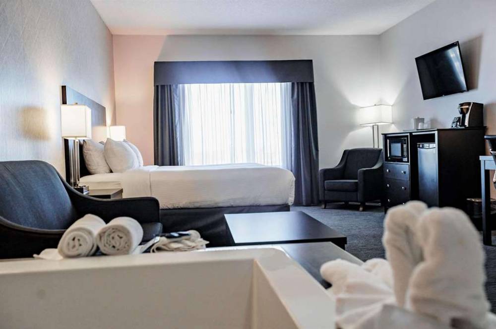 Park Inn By Radisson Edmonton Airport 9