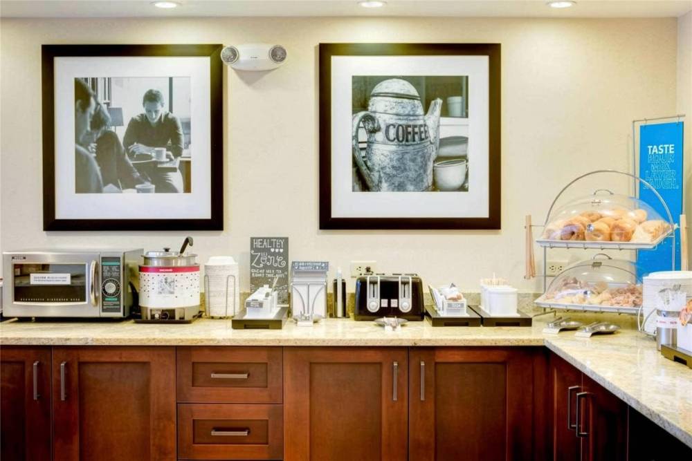 Pittsburgh Airport Inn And Suites 5