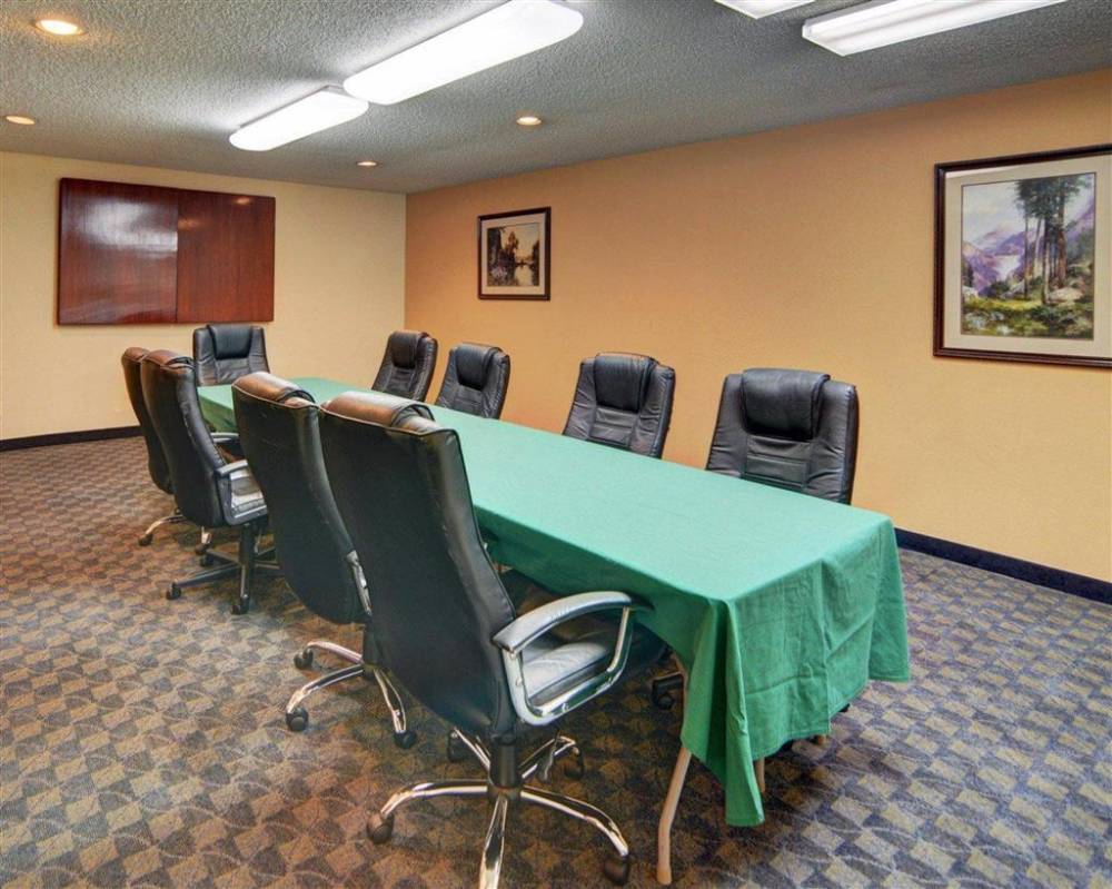 Quality Inn And Suites Dfw Airport South 2