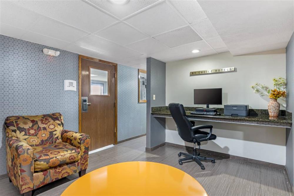 Quality Inn And Suites Lincoln South 6