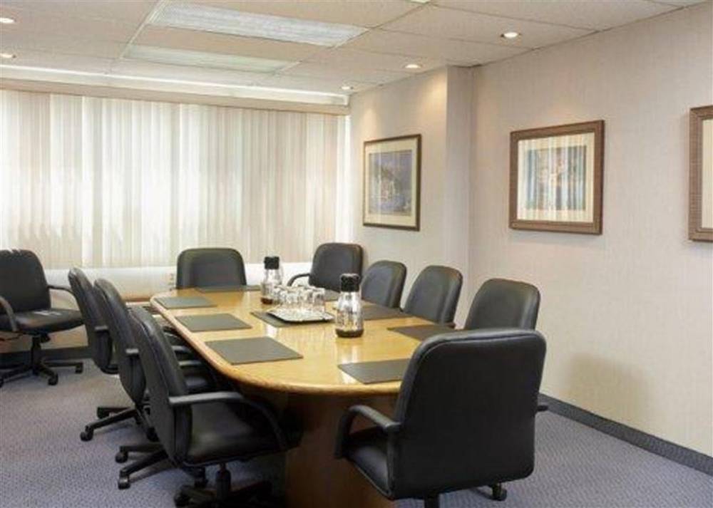 Quality Inn And Suites P.e. Trudeau Airp 2