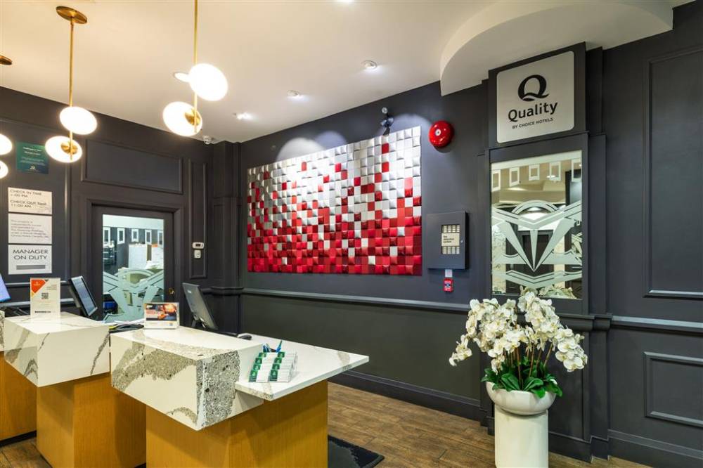 Quality Inn And Suites 2