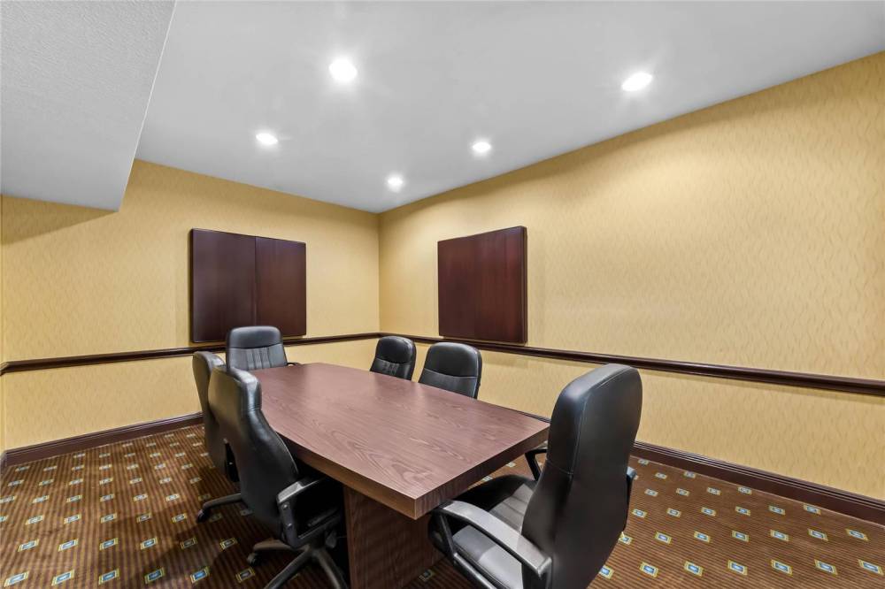 Quality Inn And Suites San Antonio Airport - Stone Oak 3