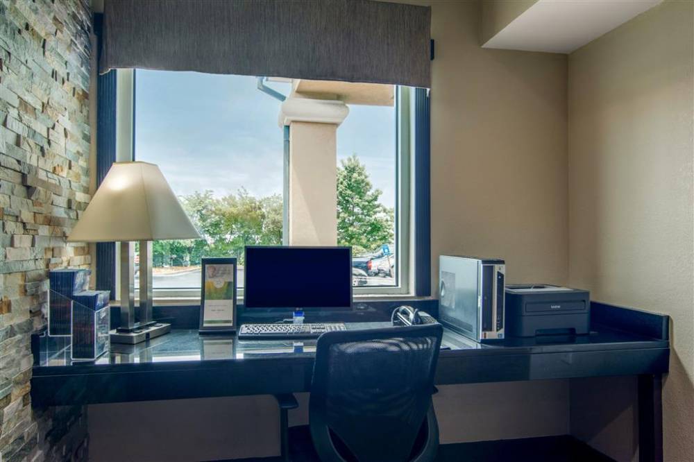 Quality Inn And Suites Union City-atlant 7