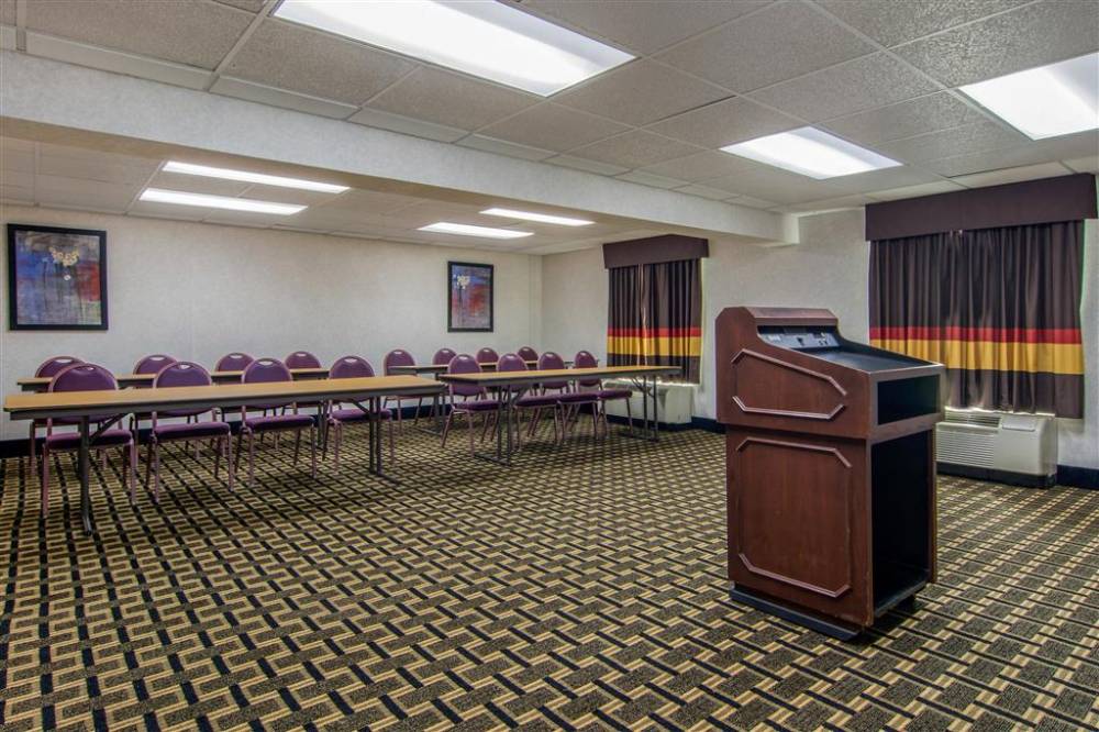 Quality Inn And Suites Union City-atlant 4
