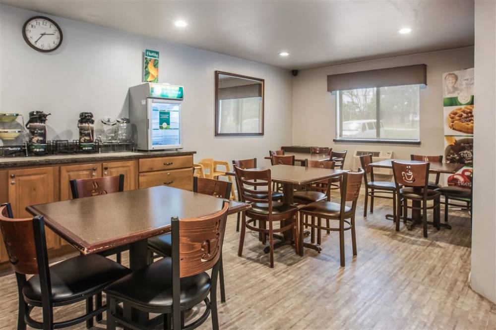 Quality Inn Atlanta Airport-central 9