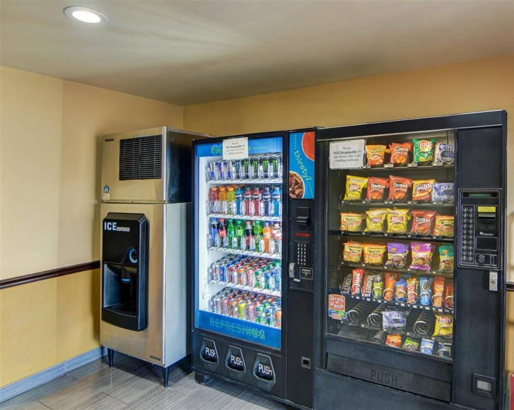 Quality Inn Dfw Airport North 4