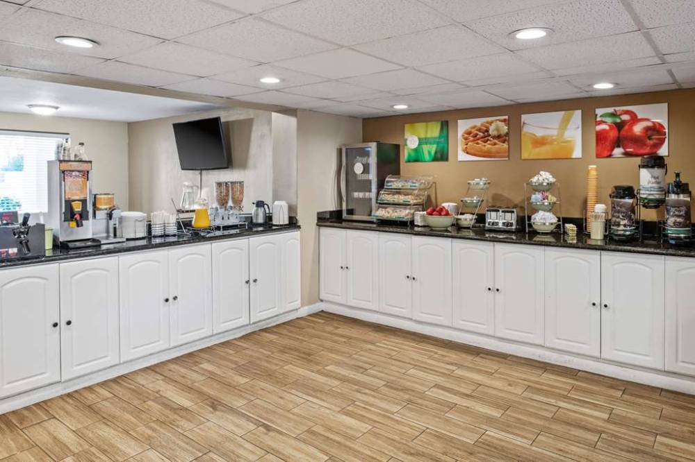 Quality Inn Kingsland 7