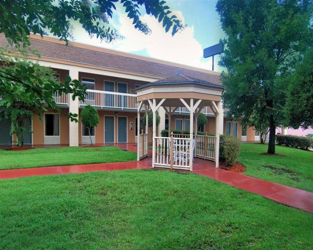 Quality Inn Kingsland 5
