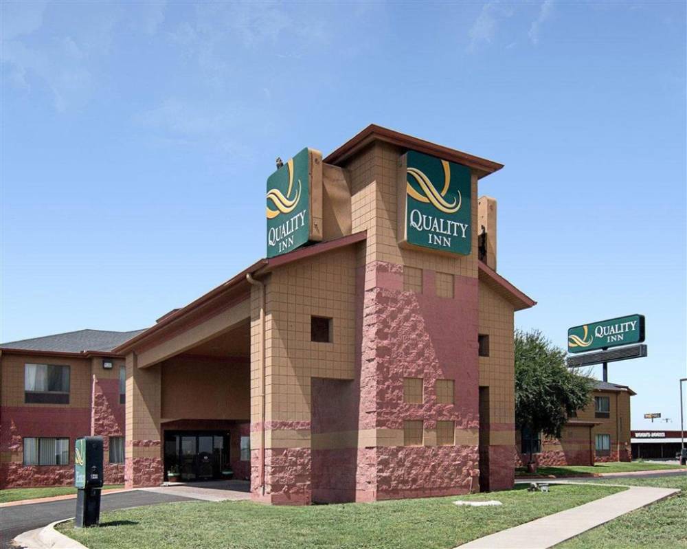 Quality Inn Midland South 3